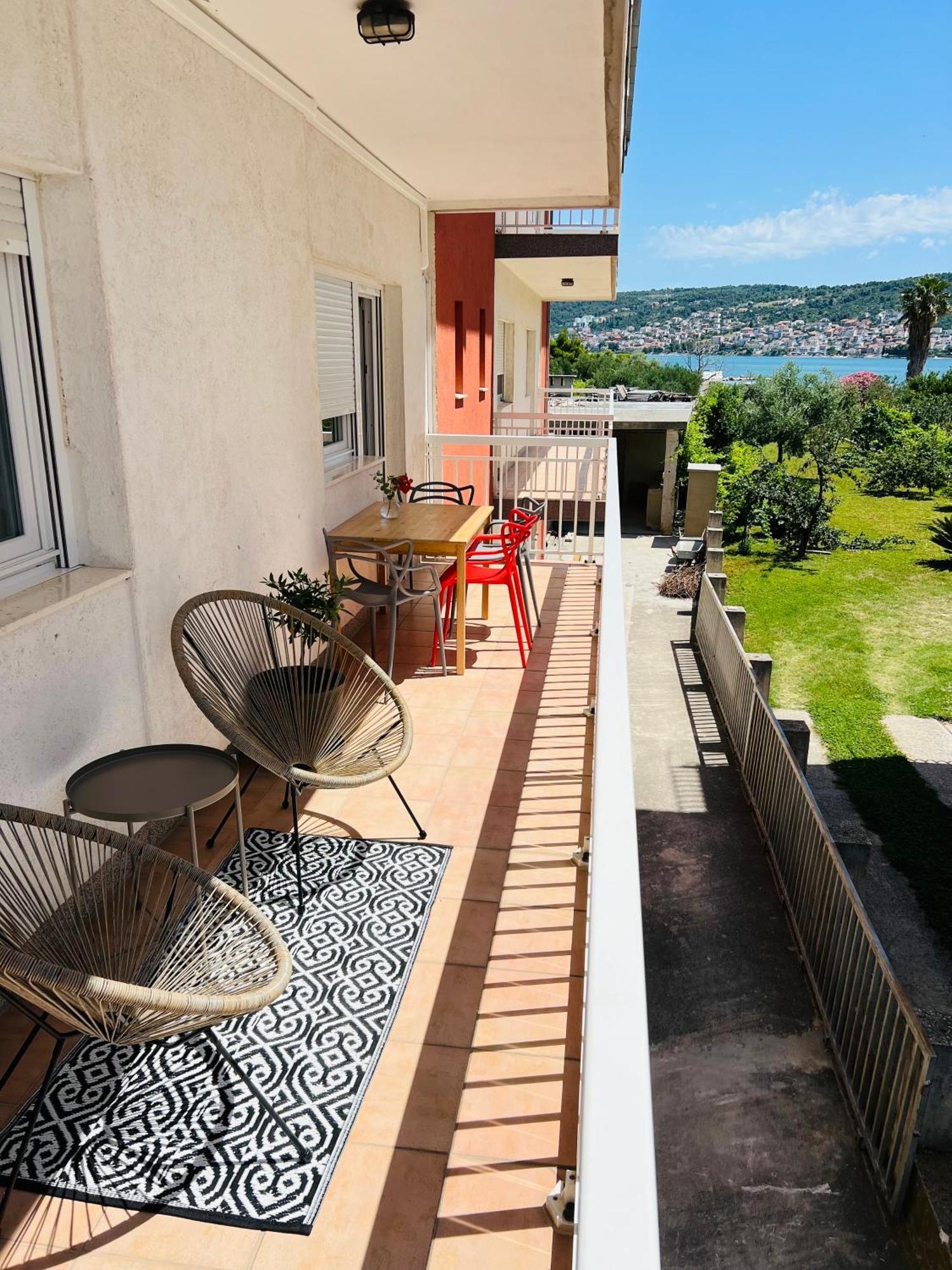 Apartments Zora Trogir Buitenkant foto