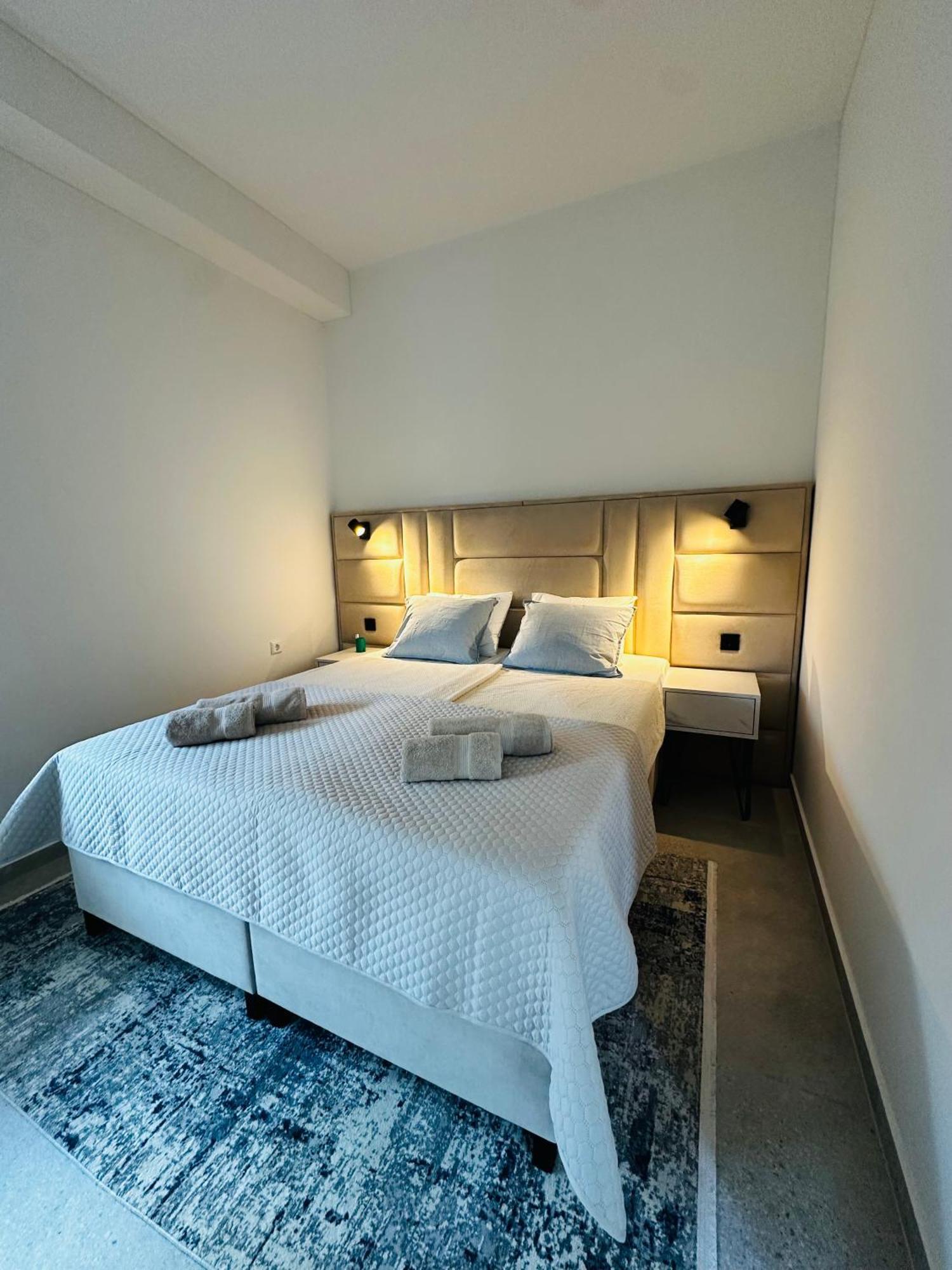 Apartments Zora Trogir Buitenkant foto